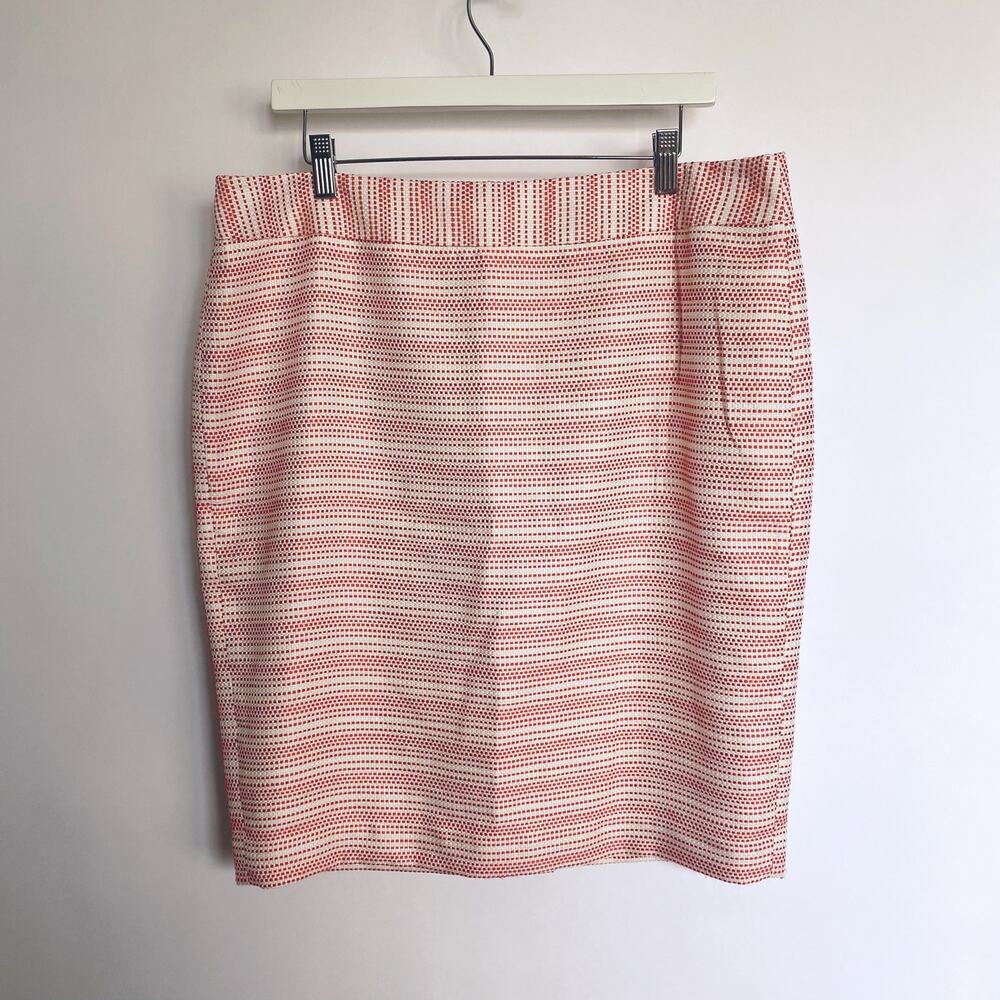 Ann Taylor Skirt Womens 14 Red White Woven Pattern Skirt lined Office/Business